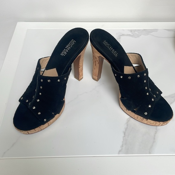EUC Michael Kors Astor Black Suede Studded Corked Platform Slide Size 9 - Picture 2 of 9